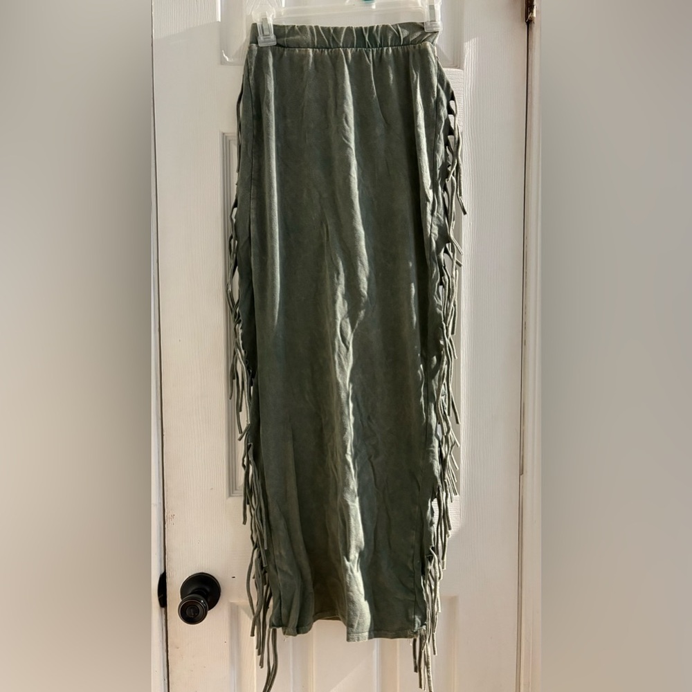FASHIONNOVA Sáhara Mineral Wash Maxi Shirt